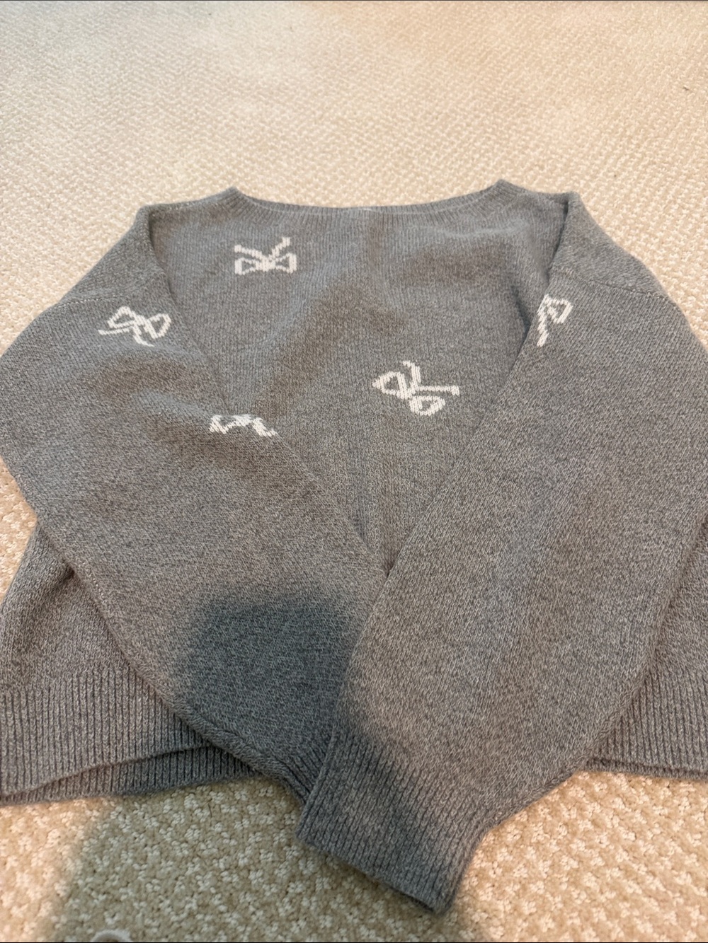 abercrombie kids Gray Knit Sweater with White Bow Accent